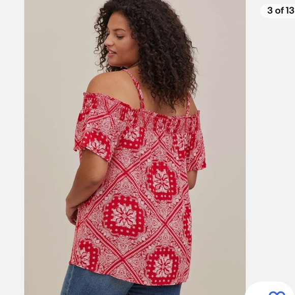TORRID SIZE 2 2X 18-20 RAYON CREPE SMOCKED COLD SHOULDER BLOUSE RED WHITE - Picture 3 of 8